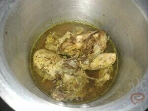 Steamed Chicken Pathiri | Kozhi Pathiri – pachakam.com