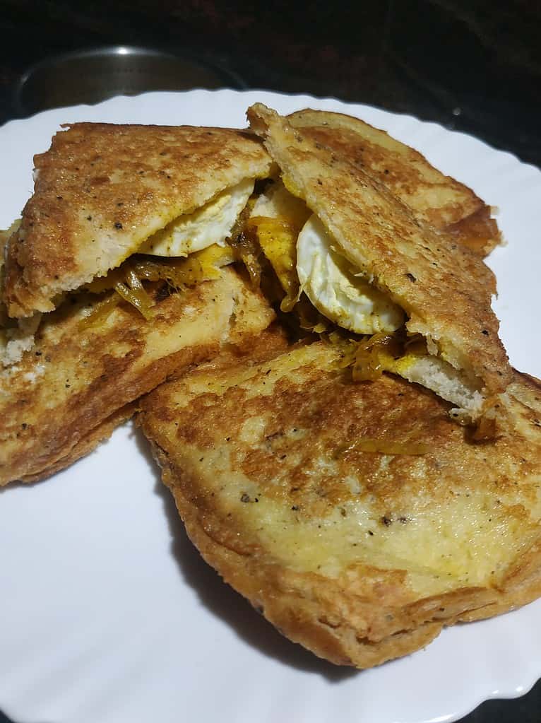 Egg Bread Pocket | Egg Bread Sandwich