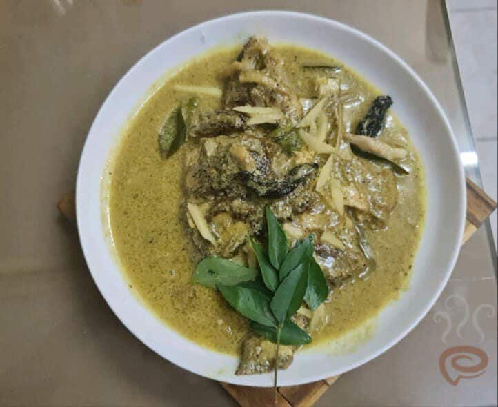 Karimeen Coconut Milk Curry with video