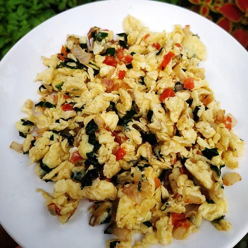 Mexican Scrambled Eggs with Chaya – pachakam.com