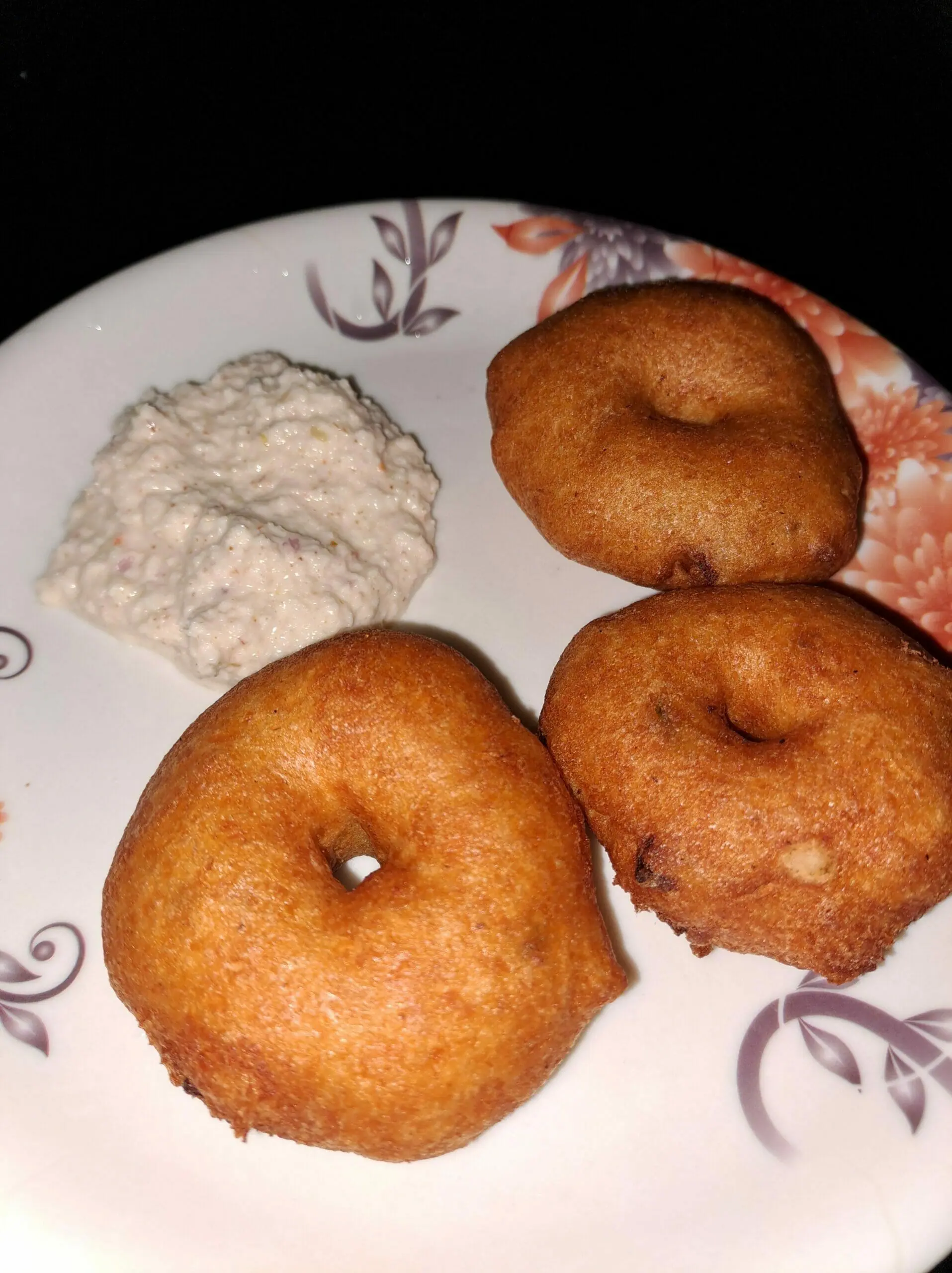 Medu Vada | Uzhunnu Vada | Sambar Vada