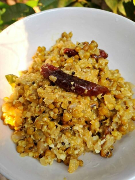 Cherupayar Vazha Pindi Thoran | Banana Stem With Mung Bean