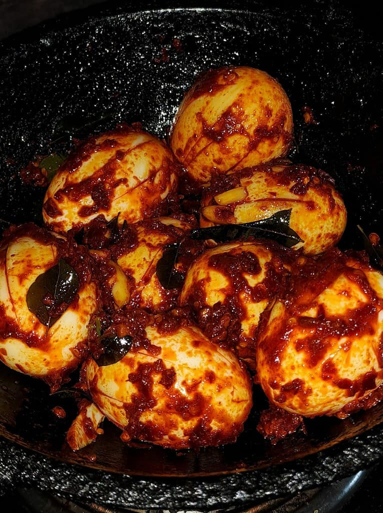 Mutta Kakkam | Malabar Fried Eggs
