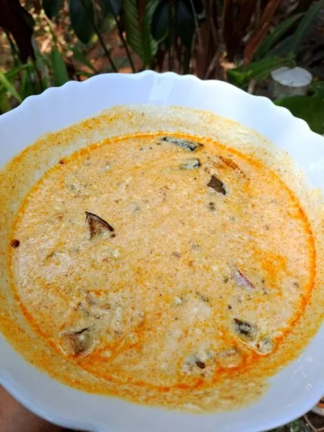 Baingan Bindi & Karela With Curd